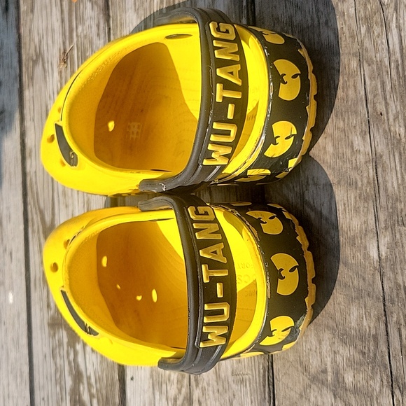 Wu-Tang Crocs (13c) - Picture 4 of 7